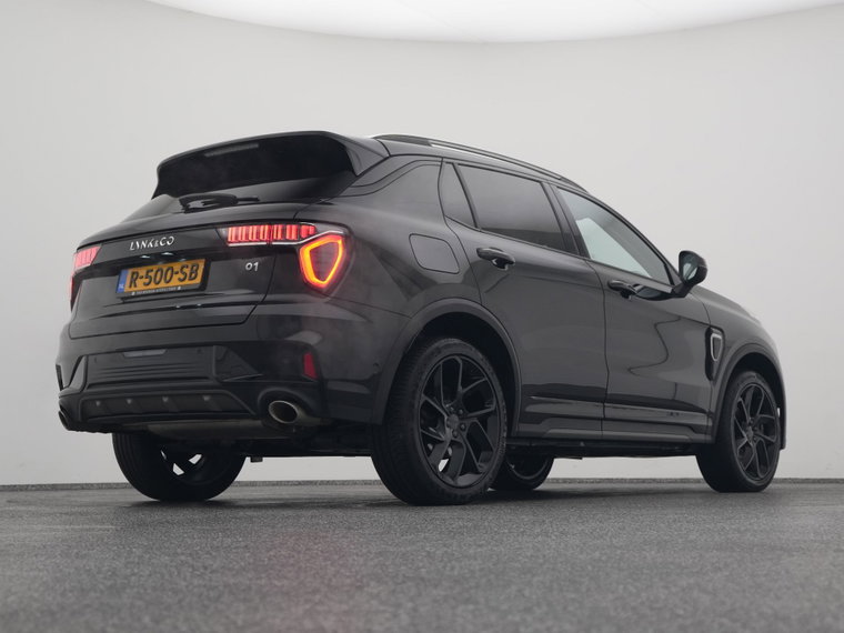 Vehicle Image 16
