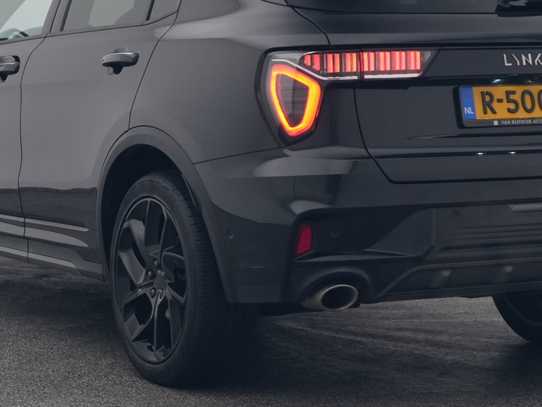 Vehicle Image 18