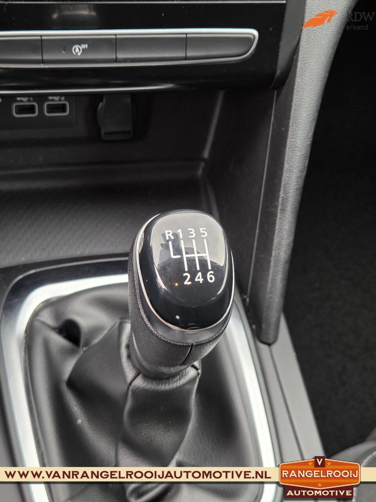Vehicle Image 45