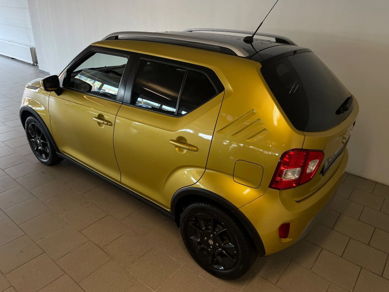Vehicle Image 4