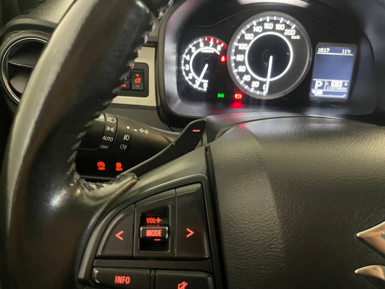 Vehicle Image 23