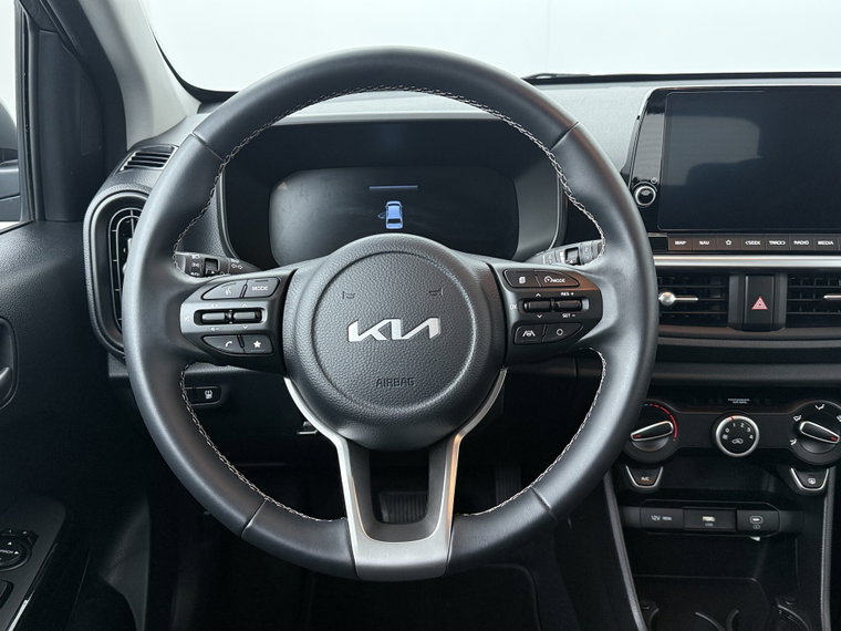 Vehicle Image 38
