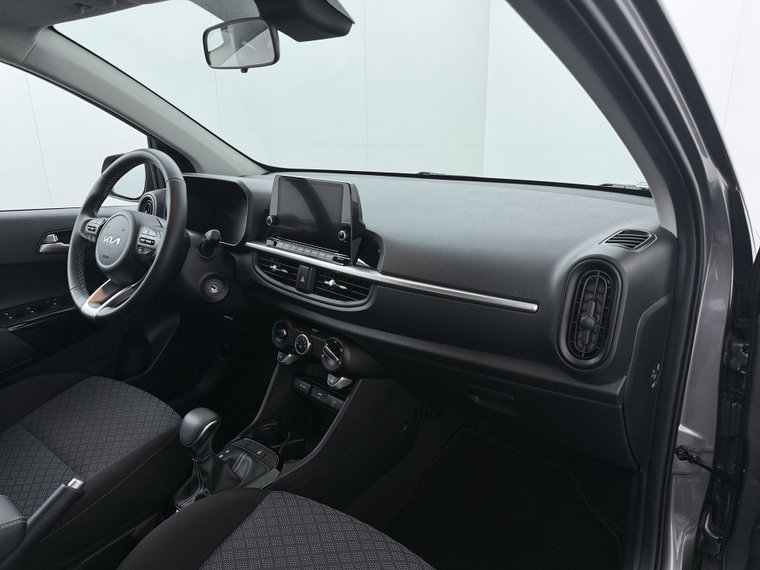 Vehicle Image 40