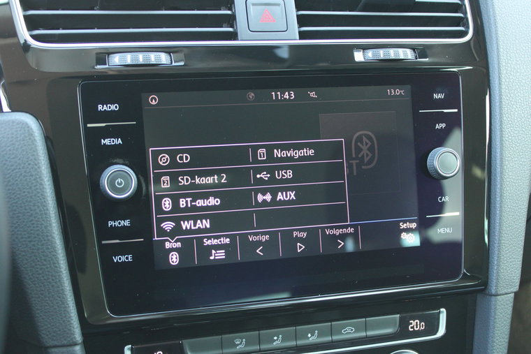 Vehicle Image 18