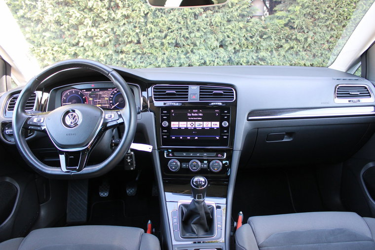 Vehicle Image 38