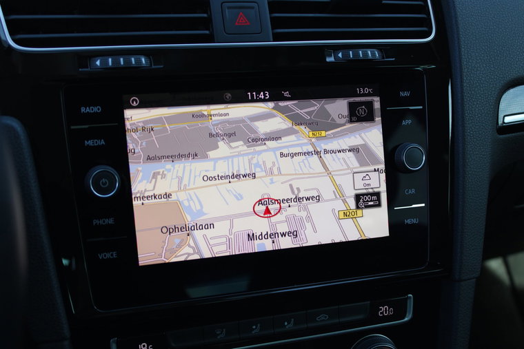 Vehicle Image 8