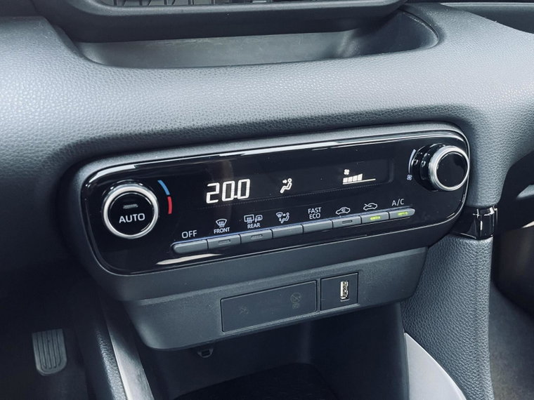 Vehicle Image 17