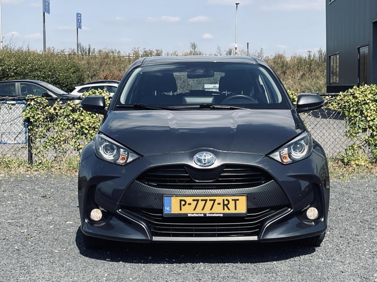 Vehicle Image 6