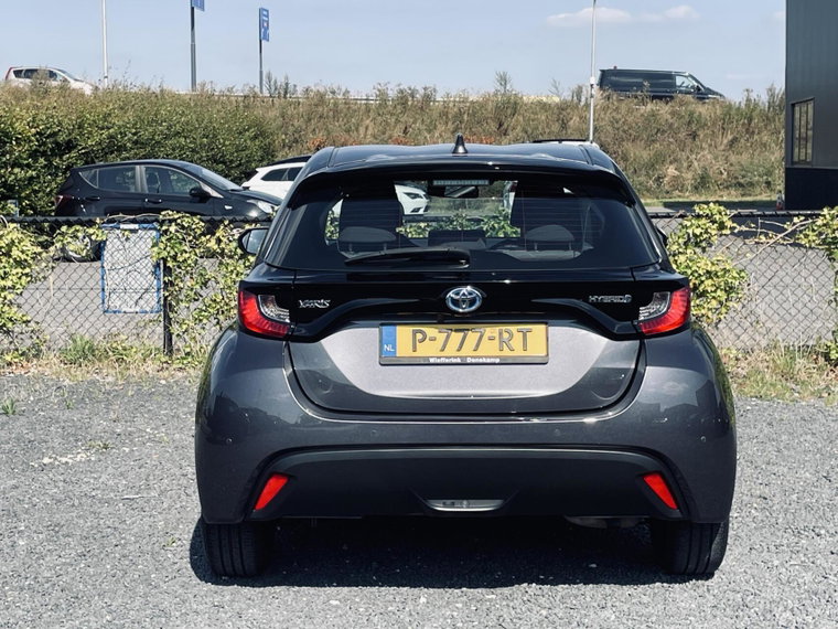 Vehicle Image 7
