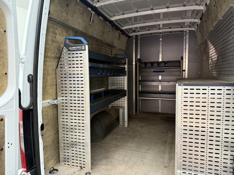 Vehicle Image 31