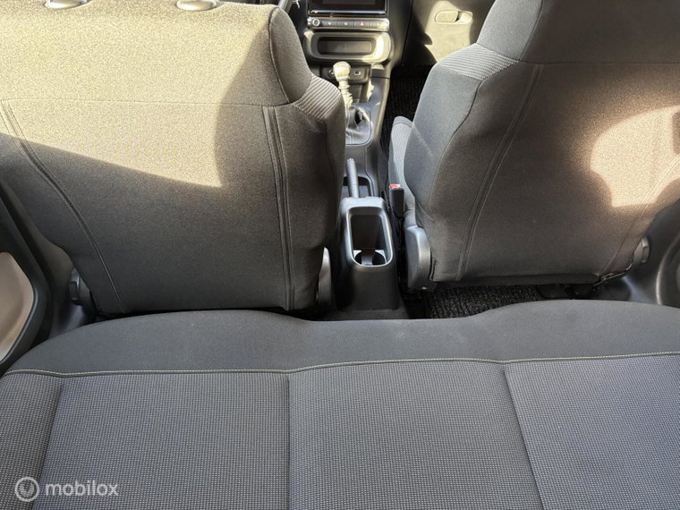 Vehicle Image 24