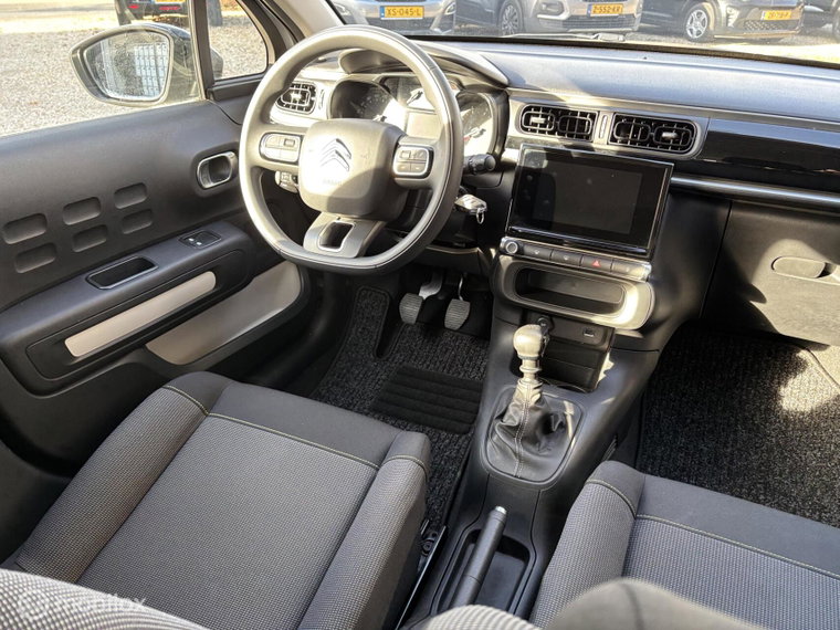 Vehicle Image 26