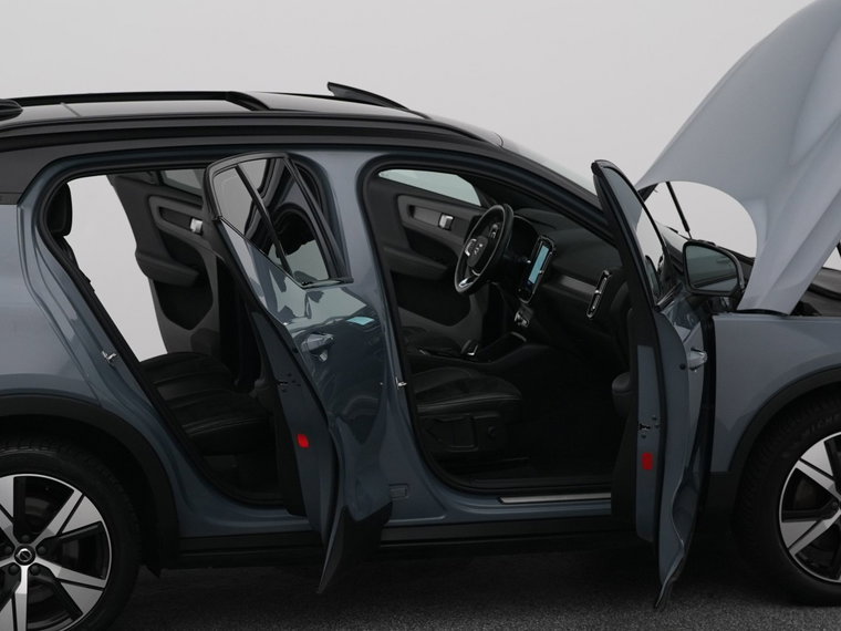 Vehicle Image 35