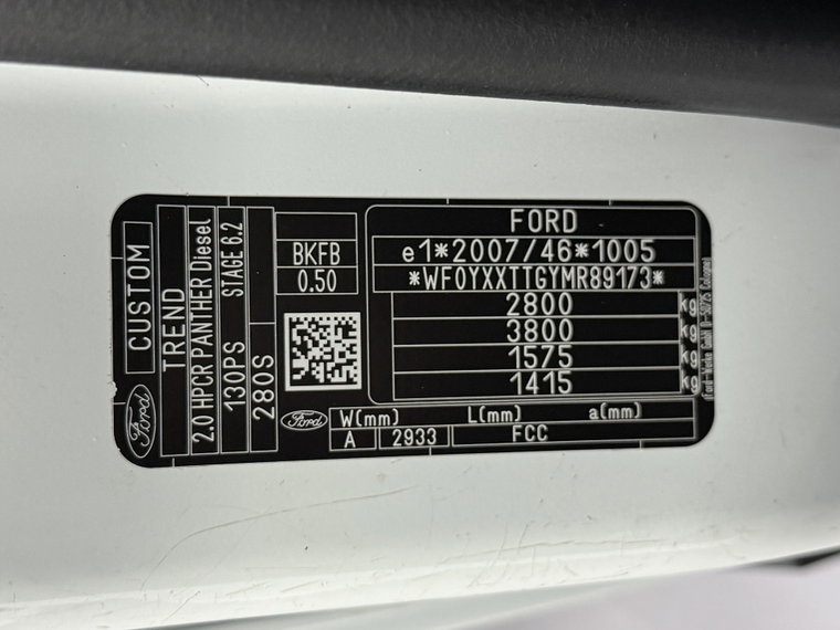 Vehicle Image 32
