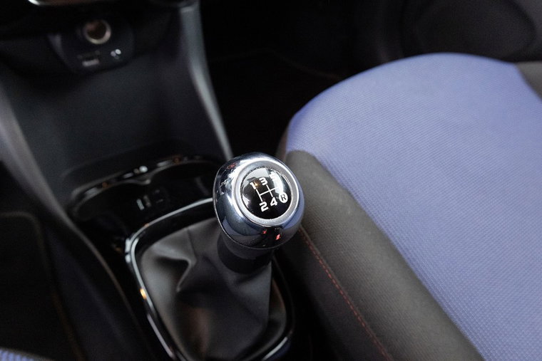 Vehicle Image 12