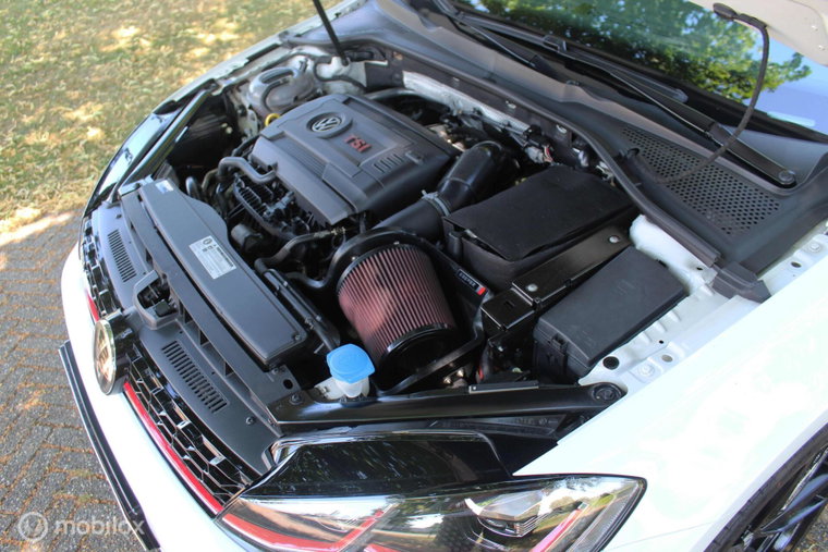 Vehicle Image 33