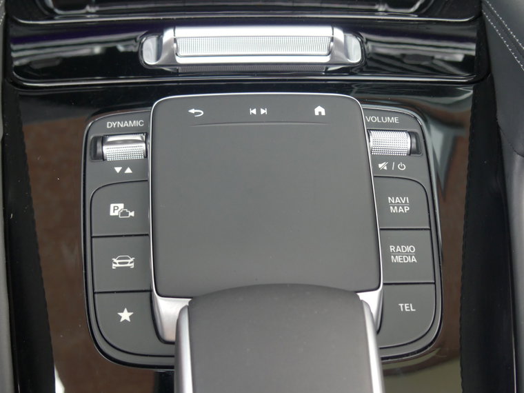 Vehicle Image 37