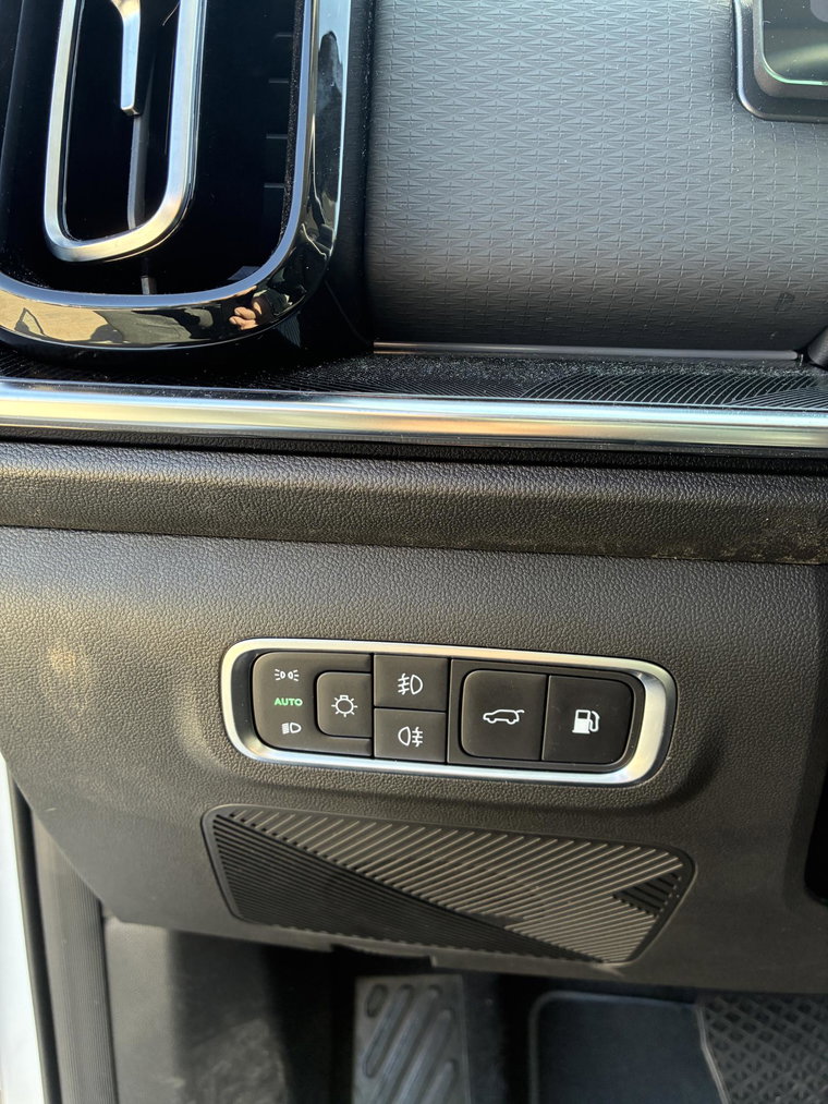 Vehicle Image 27