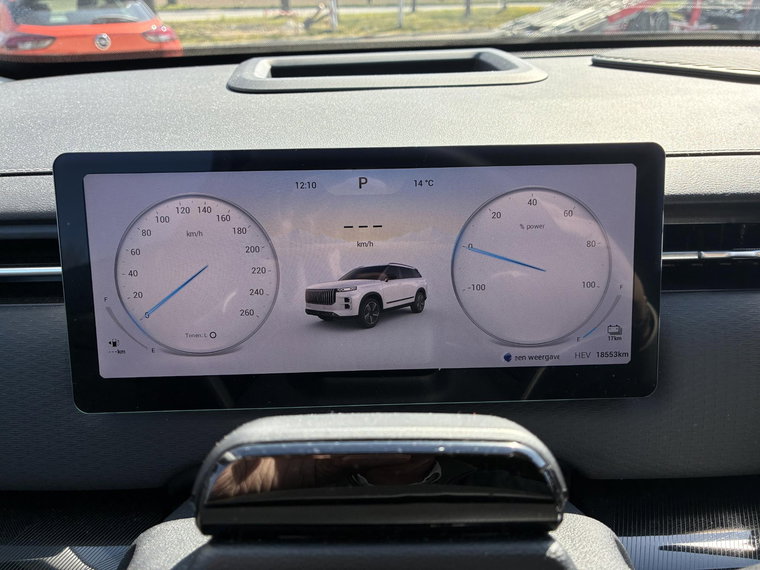 Vehicle Image 28