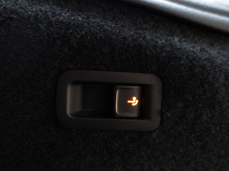 Vehicle Image 45