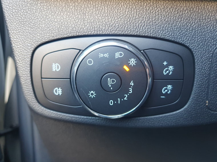 Vehicle Image 37
