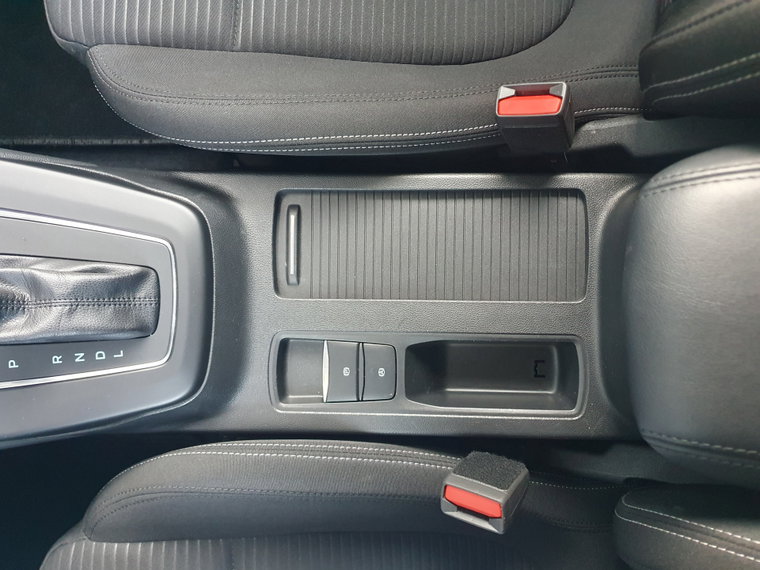 Vehicle Image 39