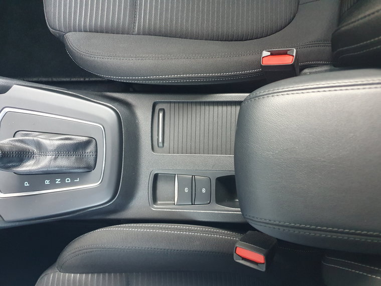Vehicle Image 40