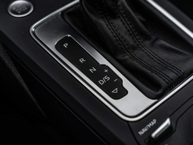 Vehicle Image 45