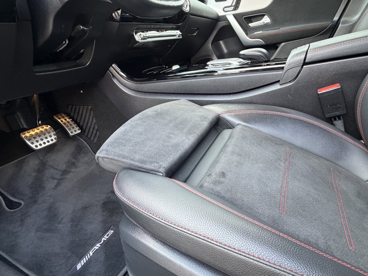 Vehicle Image 50