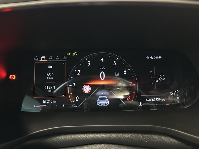 Vehicle Image 32