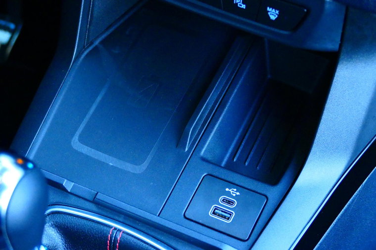 Vehicle Image 33