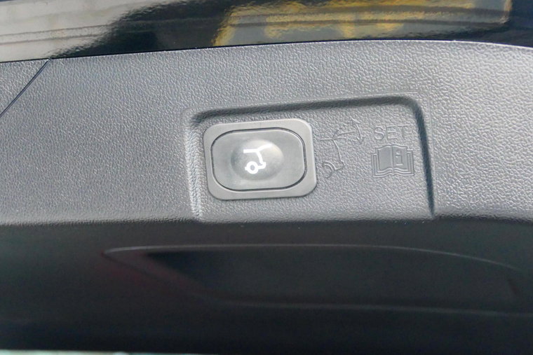 Vehicle Image 47