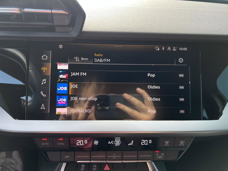 Vehicle Image 26
