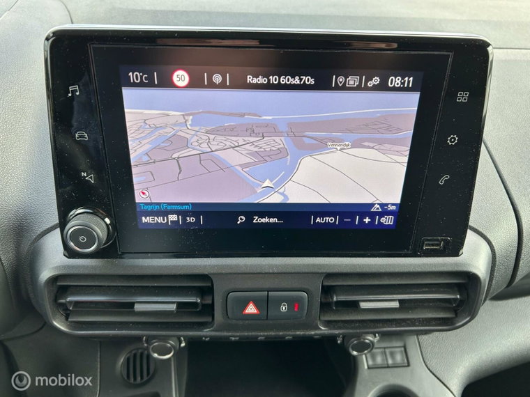 Vehicle Image 33