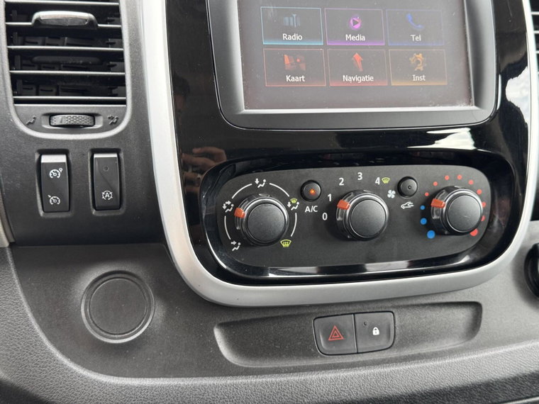 Vehicle Image 27