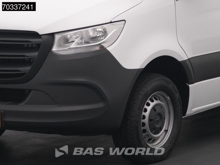 Vehicle Image 47