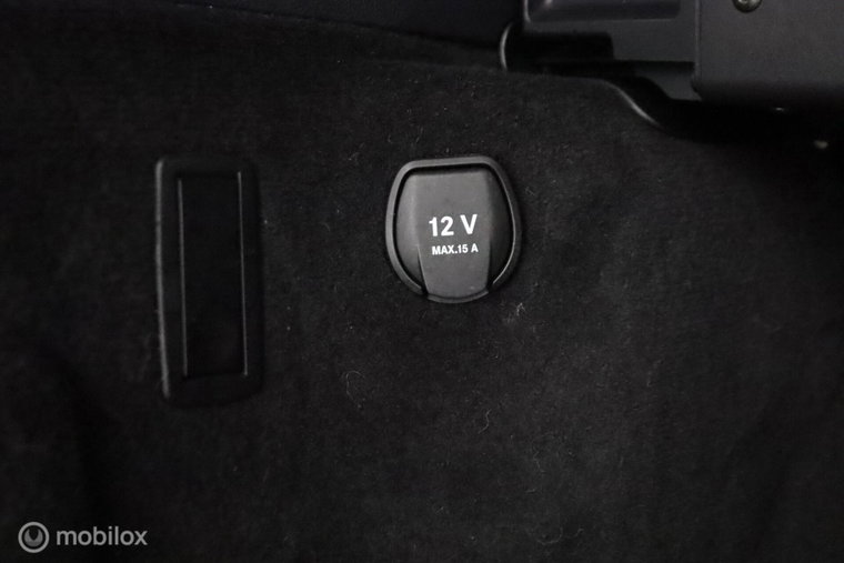 Vehicle Image 40