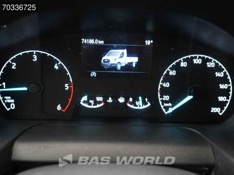 Vehicle Image 36