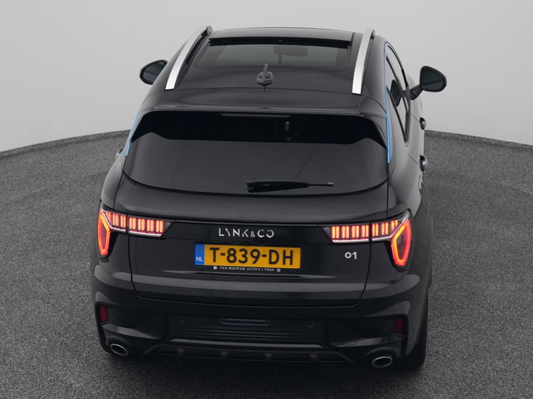Vehicle Image 28