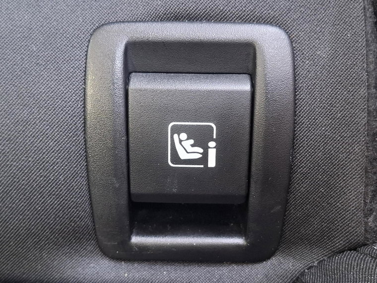 Vehicle Image 27