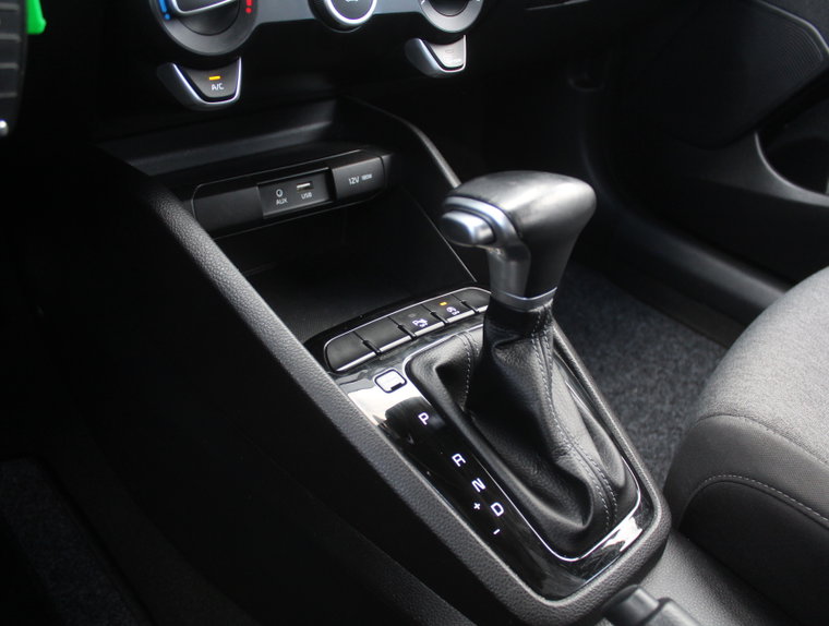Vehicle Image 24