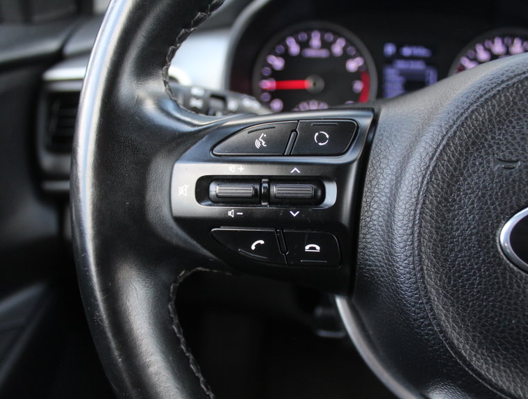 Vehicle Image 39