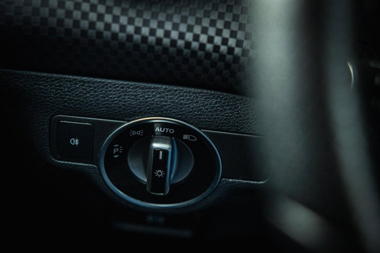 Vehicle Image 35