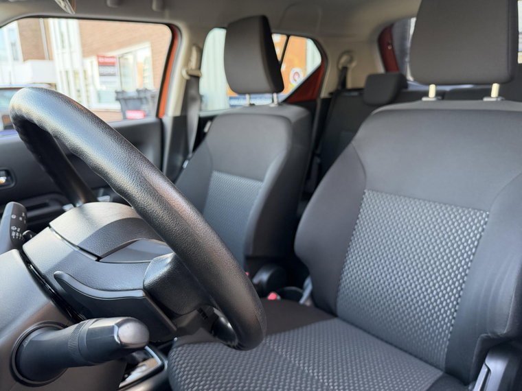 Vehicle Image 21