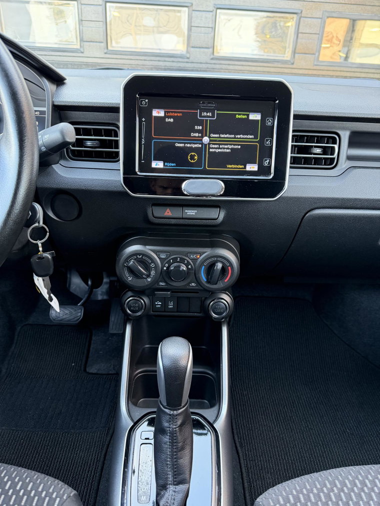 Vehicle Image 28
