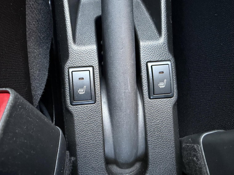 Vehicle Image 33