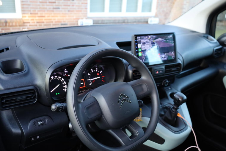 Vehicle Image 31