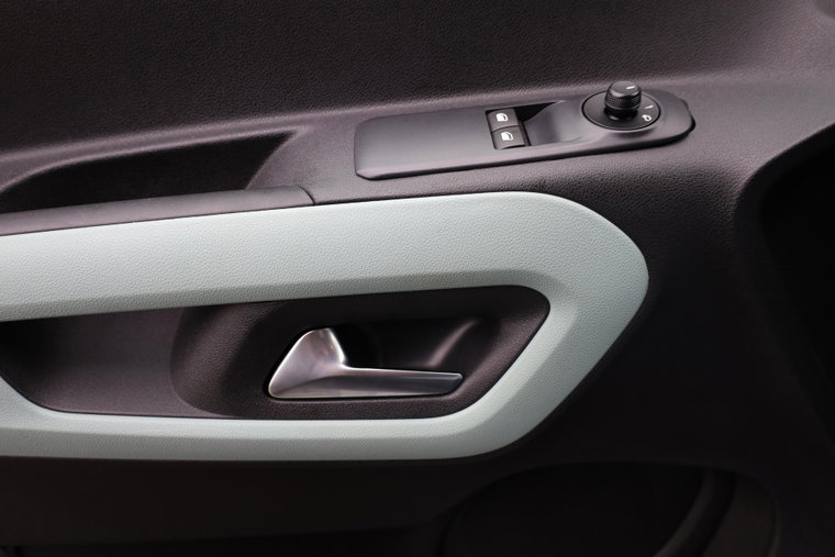 Vehicle Image 37