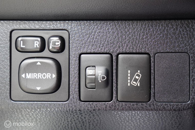 Vehicle Image 28