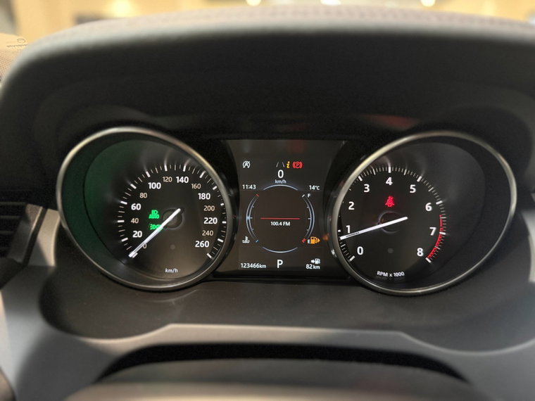 Vehicle Image 30